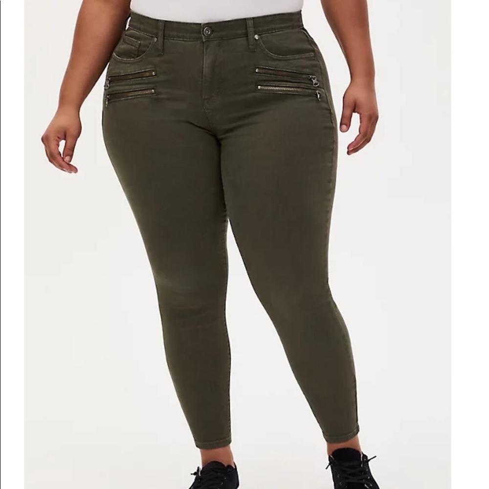 Super sky high skinny jeans  - super soft olive